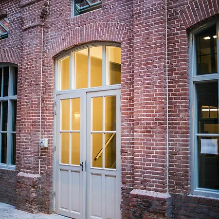 De Hallen Apartment *