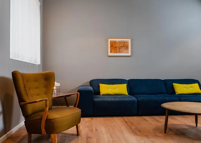 德哈伦公寓 公寓 *