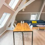 De Hallen