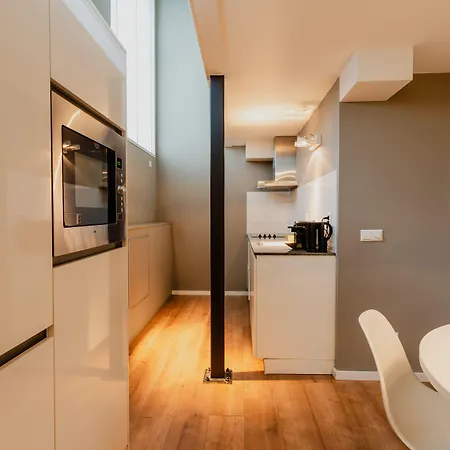 Apartment De Hallen *